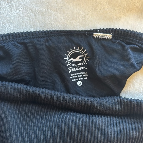 Hollister Swimsuit M top S bottom - Picture 4 of 4